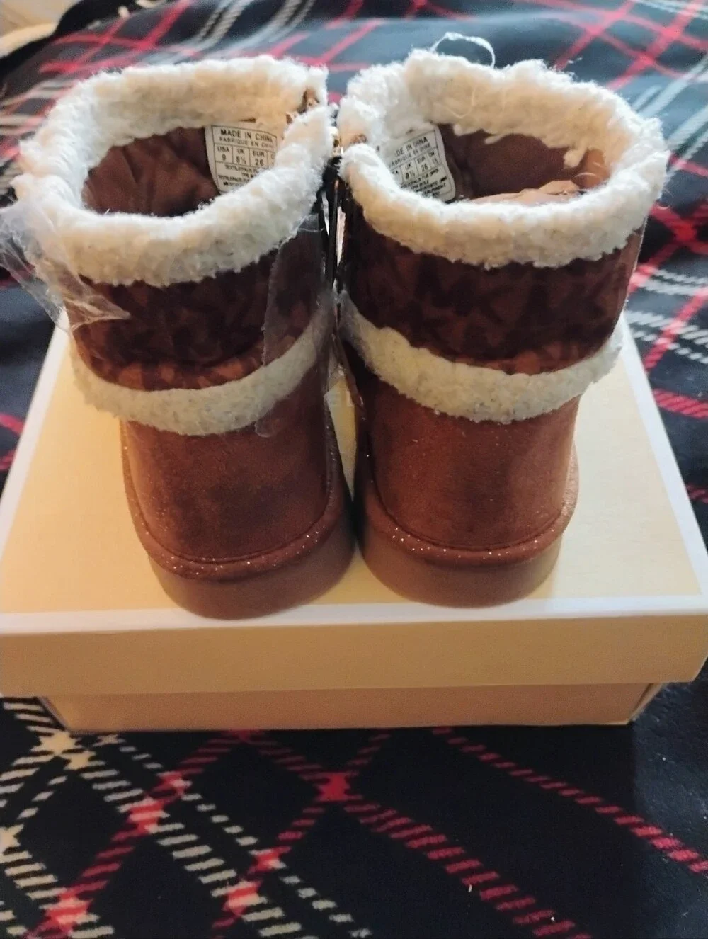 Michael Kors Toddler Luxy Laurinda 2 Booties With Fur And A Touch Of Sparkle Sz9